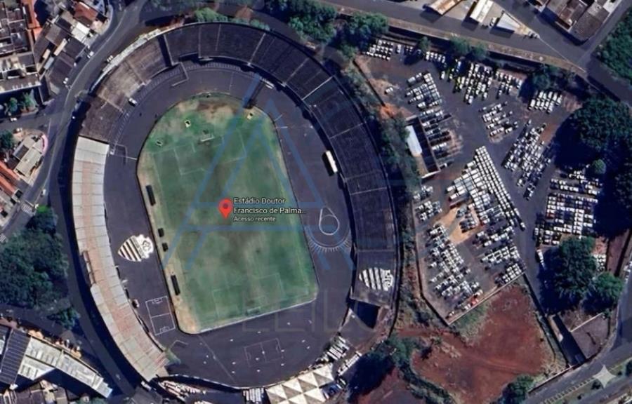 Foto de Estádio de Futebol - Dr. Francisco de Palma Travassos com 35.000,00 m2